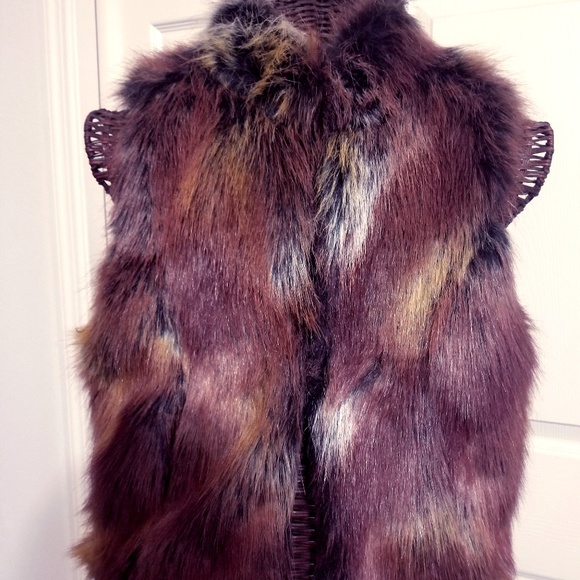 DIMRI Jackets & Blazers - DIMRI Faux Fur Women's Vest